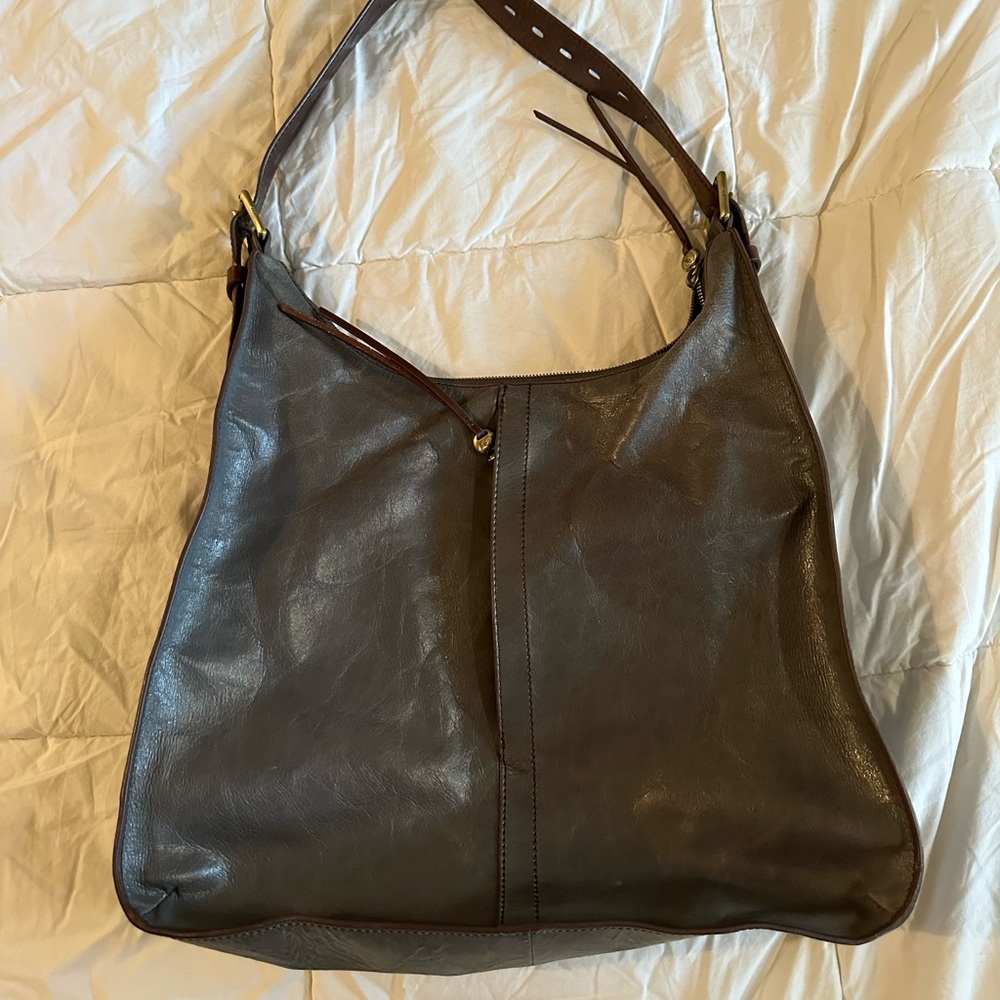 GUC HOBO Shoulder Bag
